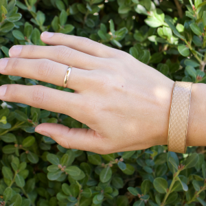 easy obsession cuff in sand